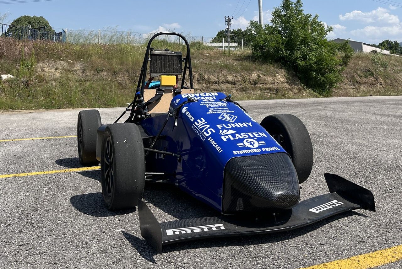 DU Racing 2024 Araç
